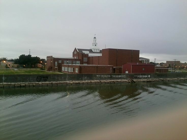 View of Woodrow Wilson from the Intercoastal Canal